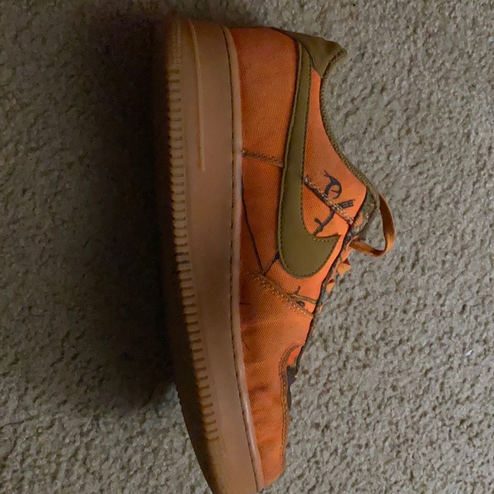 Real tree Air Force ones Nike